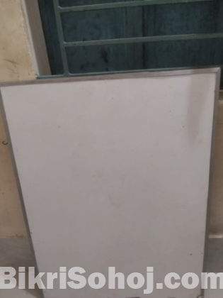 হোয়াইট বোর্ড